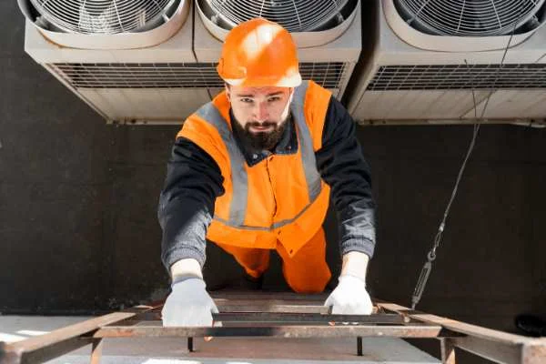 HVAC technician air duct cleaning Spokane - Clean Air professional service